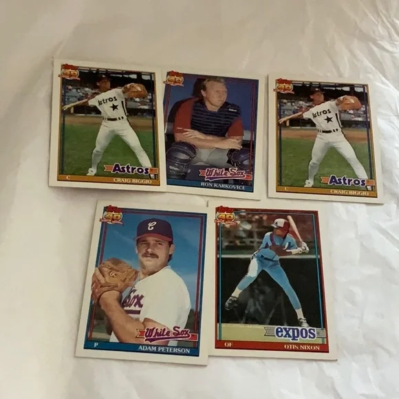 Bundle of Baseball Cards Lot 72** - Picture 3 of 6